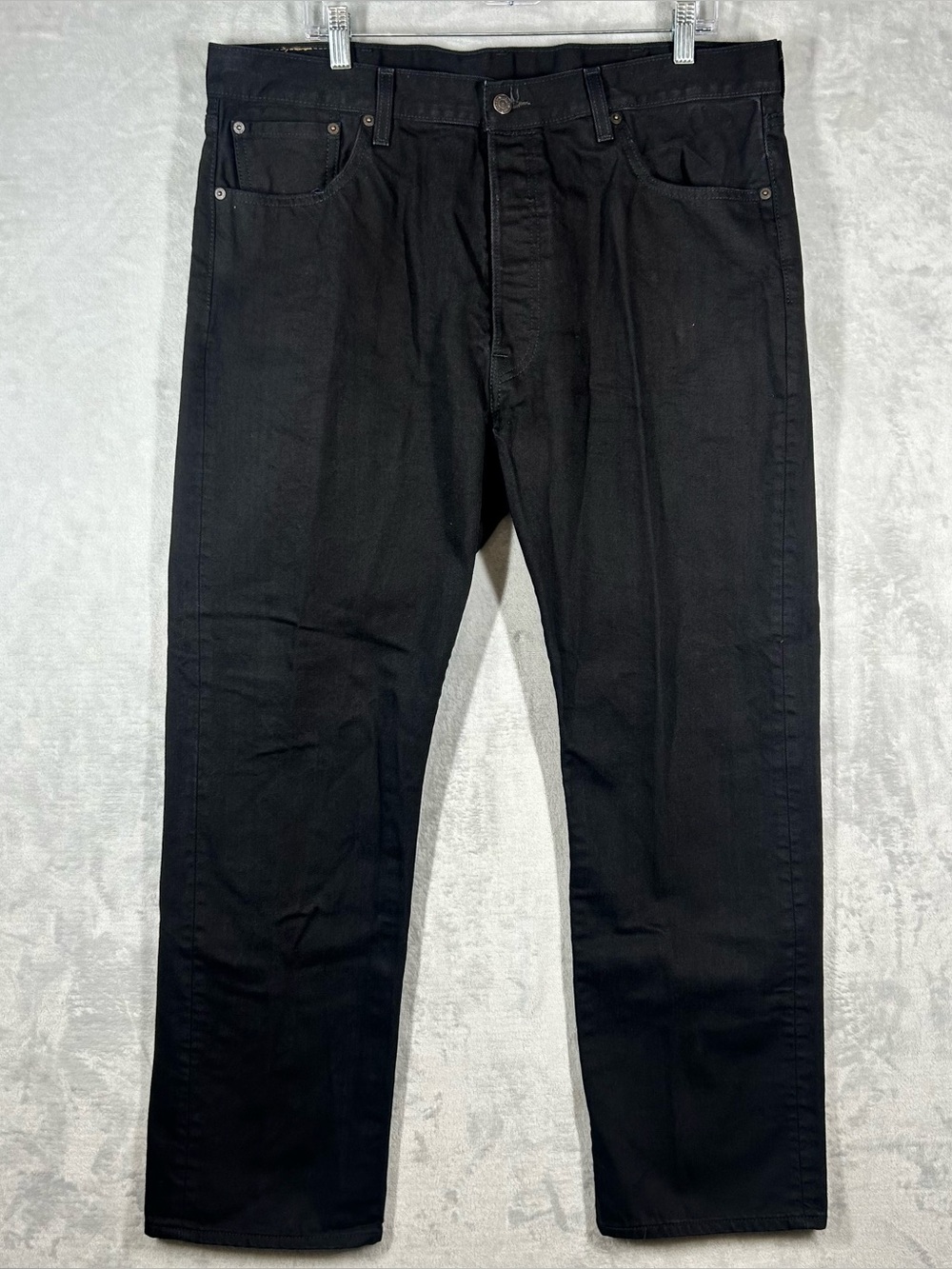 Levi's 501 Jeans Men's Size 40x32 Straight Leg Denim Black Jeans Button Fly